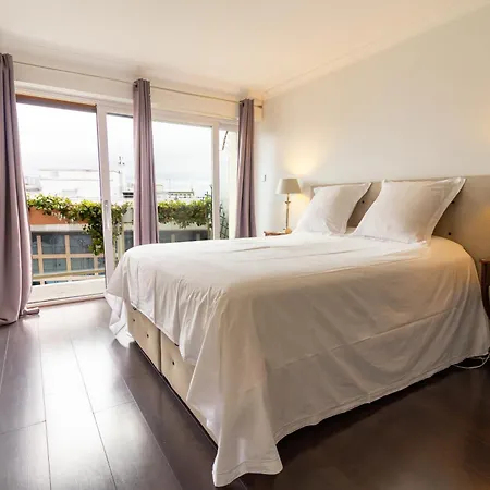 Cosy Duplex With The View Of Eiffel Tower Apartment *